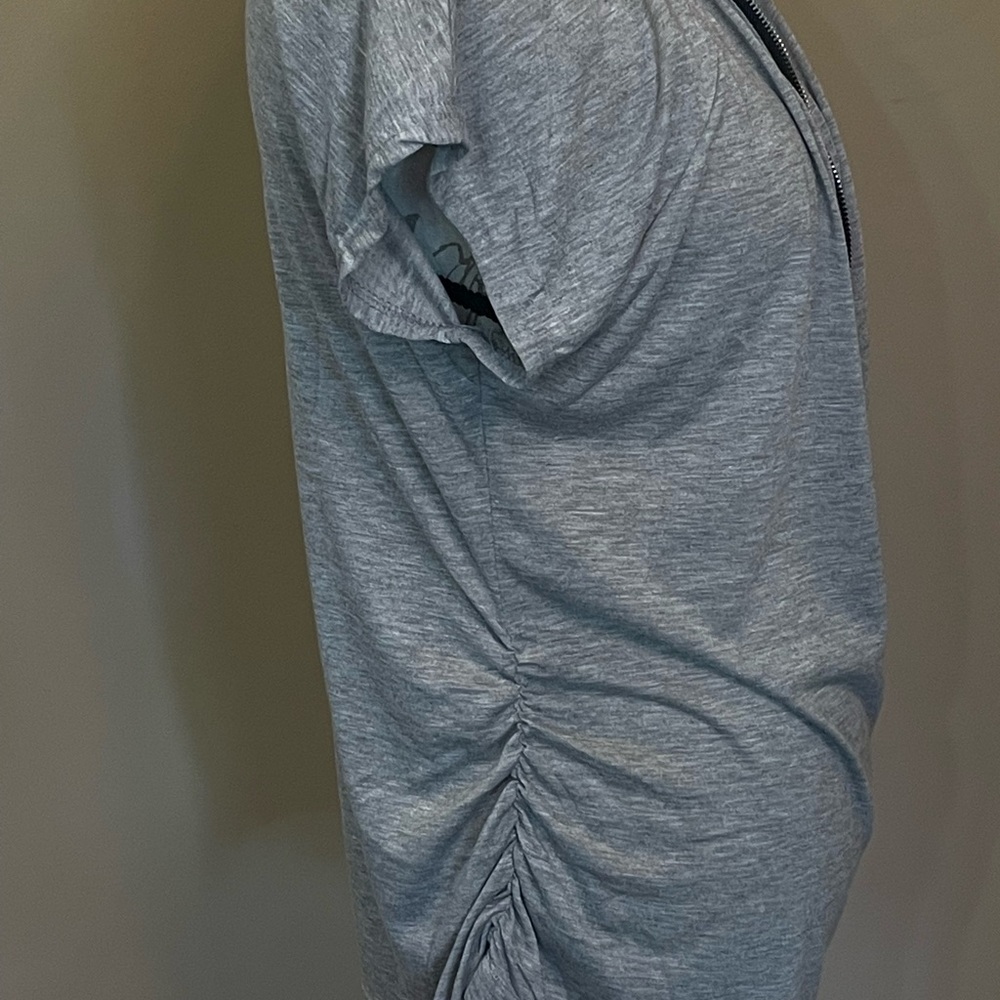 🤐 ZIPPER TOP 🤐 - Picture 9 of 11
